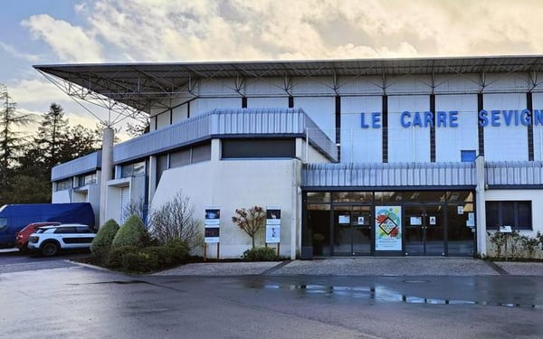 Le Carré Sévigné