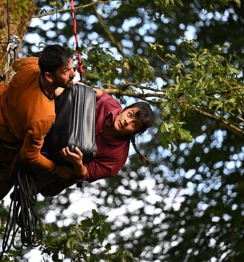 Spectacle déambulatoire en forêt : L’orée du réel
