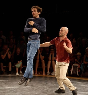 De Bonnes Raisons Cie La Volte Cirque