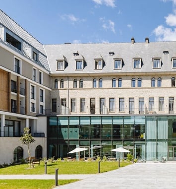 Visite de la résidence de l'Adoration | Anciennement “hôtel des Demoiselles” puis “collège de l'Adoration”