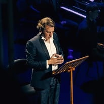 Je n'aime pas le classique mais avec Alex Vizorek j'aime bien