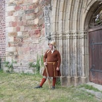 Visite guidée en costume, Montfort médiévale