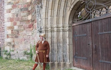 Visite guidée en costume, Montfort médiévale