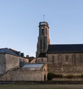 Visite de l'église Saint-Mélaine