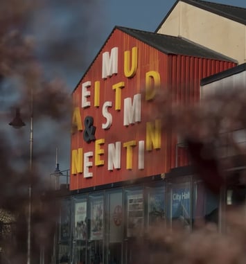 Visite guidée du Ciné Manivel