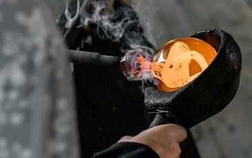 Soufflage du verre à la canne